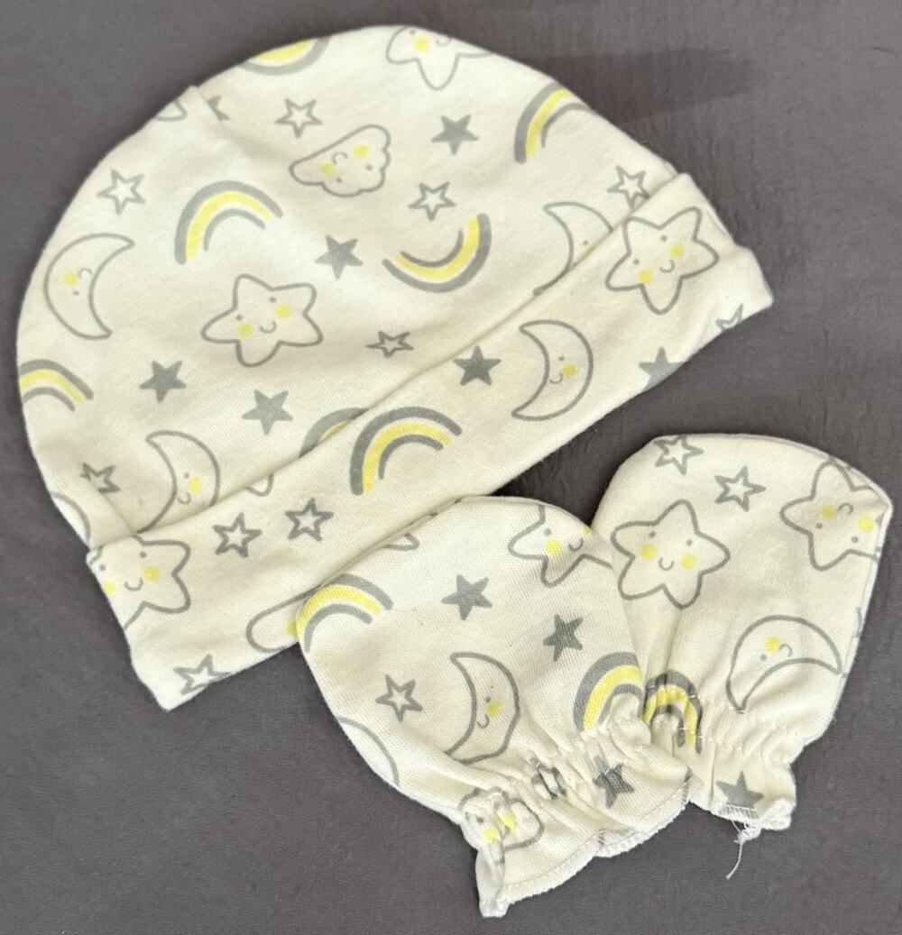 Newborn Infant Unisex Gender Neutral Cute Yellow Hat & Anti-Scratch Mitten Set